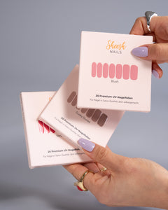 Sheesh Nails – 3er Set – drei stilvolle Nagelfolien-Sets in harmonisch abgestimmten Trendfarben. Perfekte Passform und starker Halt für vielseitige, elegante Maniküren – ideal zum Kombinieren, Verschenken oder für jeden Anlass.