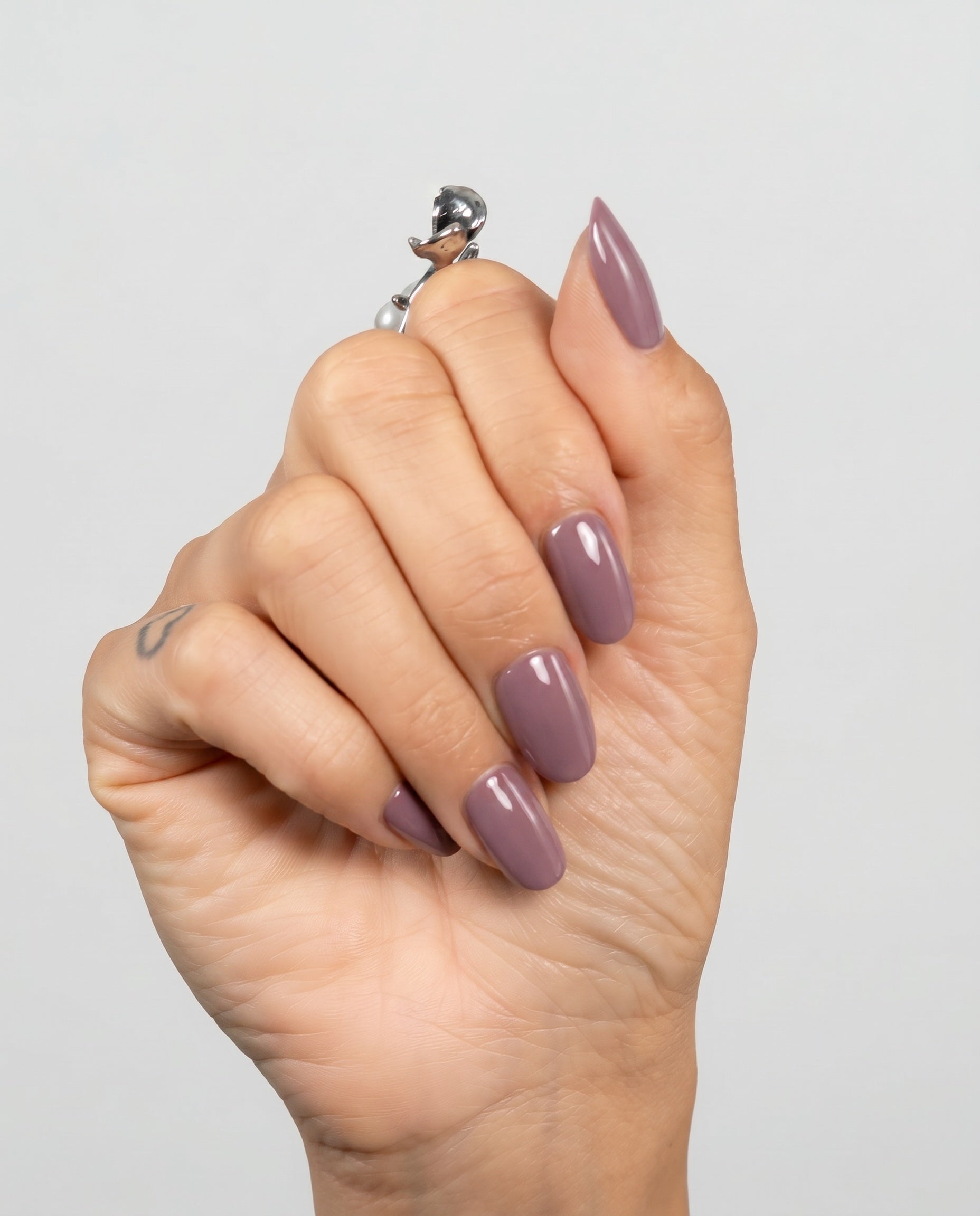 Daydream – UV-Nagelfolien in zartem Mauve-Lila