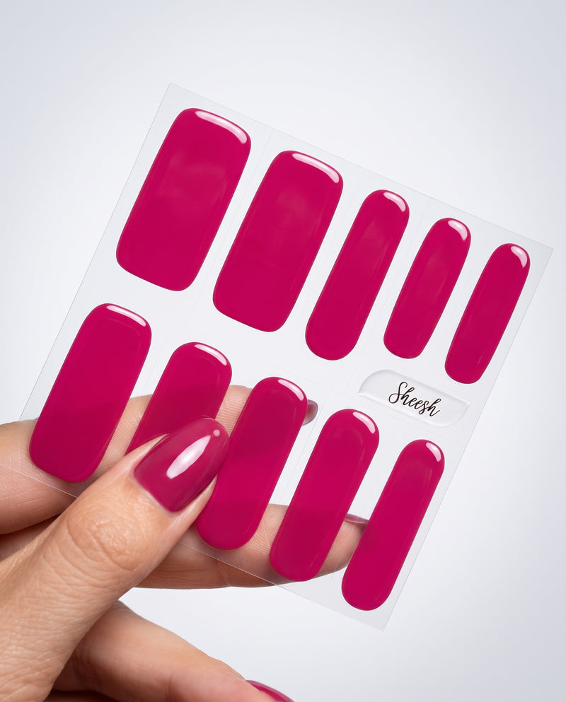 Happy Hour UV-Nagelfolien von SHEESH Nails auf Folienbogen in kräftigem Fuchsia-Pink
