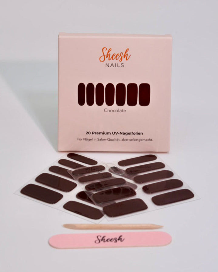 SHEESH Nails – Chocolate – UV-Nagelfolien in Schokoladenbraun, Bild 04: Produktansicht.