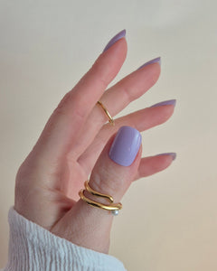 Pastellflieder UV Nagelfolie mit cremigem Finish auf kurzen bis mittellangen Nägeln, SHEESH Ice Cream Truck